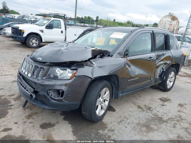 44761445 :رقم المزاد ، 1C4NJDEBXGD778345 vin ، 2016 Jeep Compass Latitude مزاد بيع