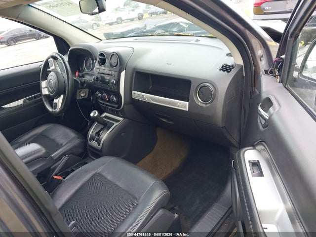 44761445 :رقم المزاد ، 1C4NJDEBXGD778345 vin ، 2016 Jeep Compass Latitude مزاد بيع