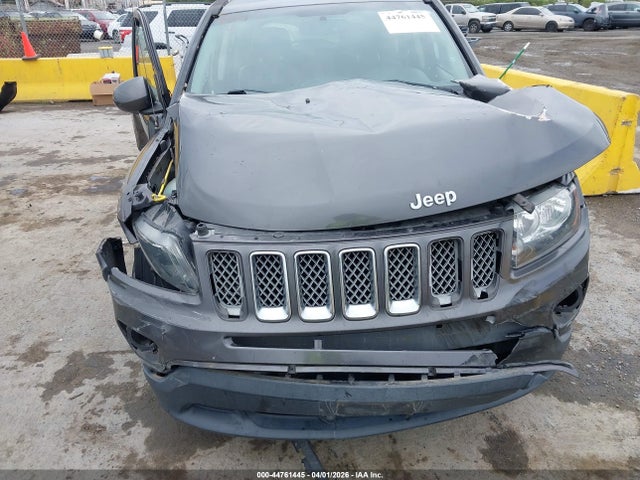 44761445 :رقم المزاد ، 1C4NJDEBXGD778345 vin ، 2016 Jeep Compass Latitude مزاد بيع
