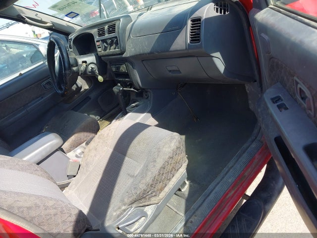 44761448 :رقم المزاد ، 5N1ED28T9YC549738 vin ، 2000 Nissan Xterra Xe/se مزاد بيع