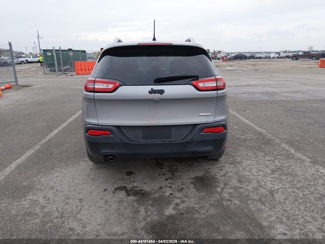 Продаж на аукціоні авто 2018 Jeep Cherokee Latitude Plus Fwd, vin: 1C4PJLLB3JD523887, номер лоту: 44761454