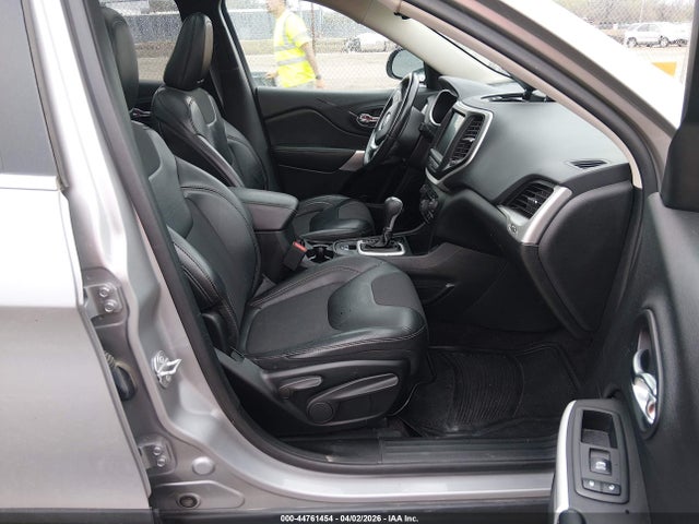 Продаж на аукціоні авто 2018 Jeep Cherokee Latitude Plus Fwd, vin: 1C4PJLLB3JD523887, номер лоту: 44761454