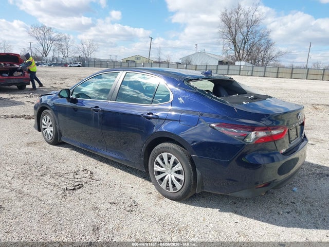 44761461 :رقم المزاد ، 4T1C31AK8NU584251 vin ، 2022 Toyota Camry Le Hybrid مزاد بيع