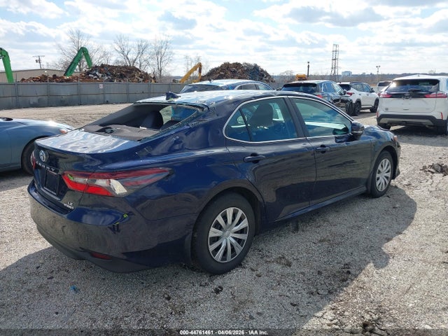 44761461 :رقم المزاد ، 4T1C31AK8NU584251 vin ، 2022 Toyota Camry Le Hybrid مزاد بيع