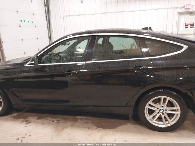 WBA8Z9C33HG453581 BMW 330i Gran Turismo Xdrive