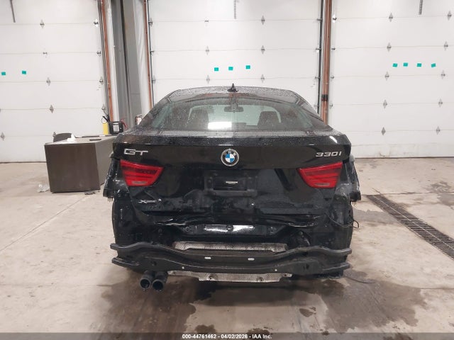 WBA8Z9C33HG453581 BMW 330i Gran Turismo Xdrive