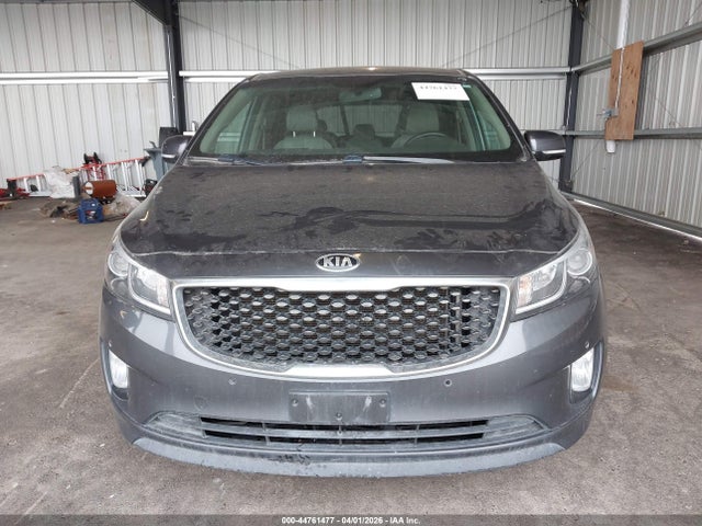 2017 Kia Sedona Ex მანქანა იყიდება აუქციონზე, vin: KNDMC5C15H6257898, აუქციონის ნომერი: 44761477