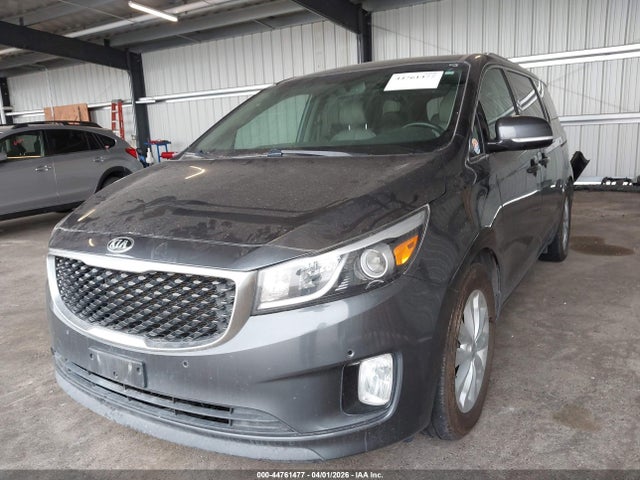 2017 Kia Sedona Ex მანქანა იყიდება აუქციონზე, vin: KNDMC5C15H6257898, აუქციონის ნომერი: 44761477