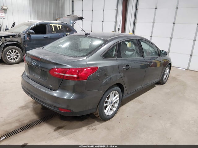 2018 FORD FOCUS 1FADP3F23JL328879 Photo 3