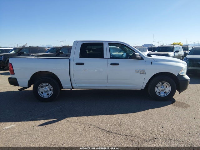 3C6RR6KG6LG269749 RAM 1500 Classic Tradesman 4x2 5&#039;7 Box