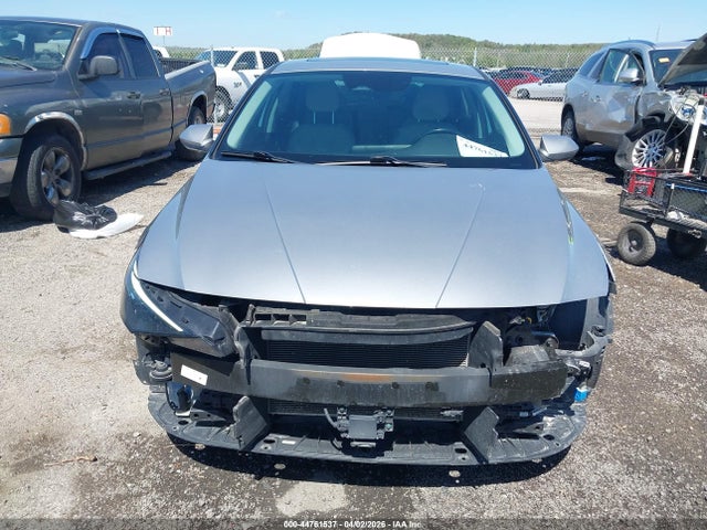 44761537 :رقم المزاد ، 5NPLP4AG2MH027964 vin ، 2021 Hyundai Elantra Limited مزاد بيع