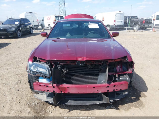 44761555 :رقم المزاد ، 2C3CCABG7PH562122 vin ، 2023 Chrysler 300 300s مزاد بيع