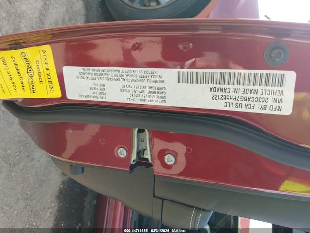 44761555 :رقم المزاد ، 2C3CCABG7PH562122 vin ، 2023 Chrysler 300 300s مزاد بيع