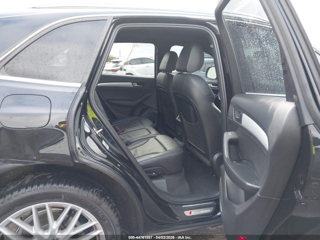 WA1M2AFPXHA051687 Audi Q5 2.0t Premium