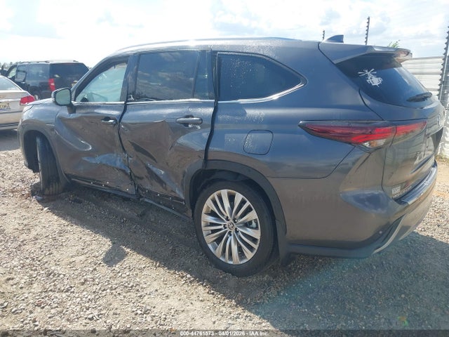 Aukcja sprzedaży 2024 Toyota Highlander Platinum, vin: 5TDKDRAH0RS542263, numer aukcji: 44761573