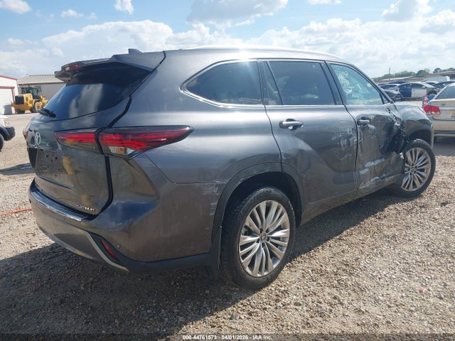 Aukcja sprzedaży 2024 Toyota Highlander Platinum, vin: 5TDKDRAH0RS542263, numer aukcji: 44761573