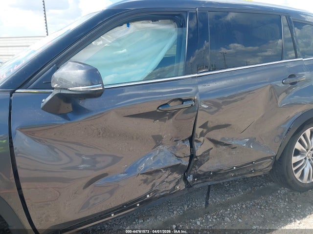 Aukcja sprzedaży 2024 Toyota Highlander Platinum, vin: 5TDKDRAH0RS542263, numer aukcji: 44761573