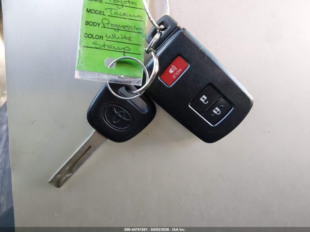 Продажа на аукционе авто 2023 Toyota Tacoma Trd Sport, vin: 3TYSZ5AN0PT140549, номер лота: 44761581