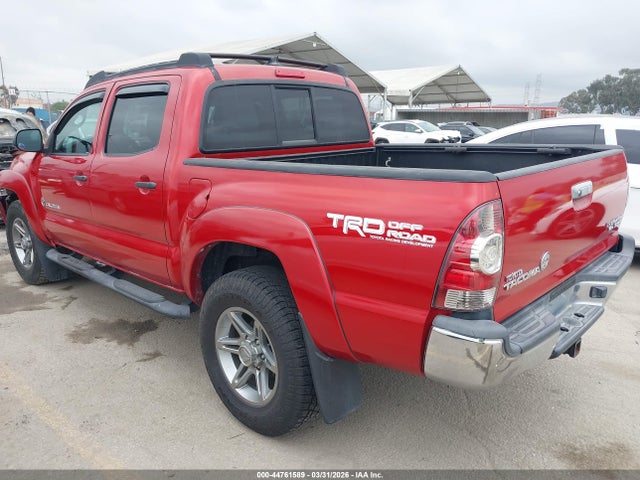 Toyota Tacoma Prerunner V6 2014 3TMJU4GN8EM156745 Image 3