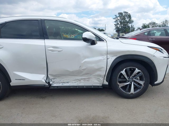 JTJGJRDZ1M5013595 Lexus NX 300H