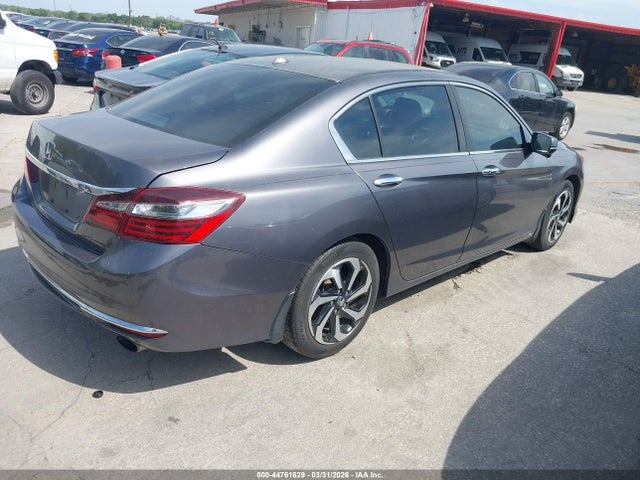 1HGCR2F82HA020821 Honda Accord Ex-l