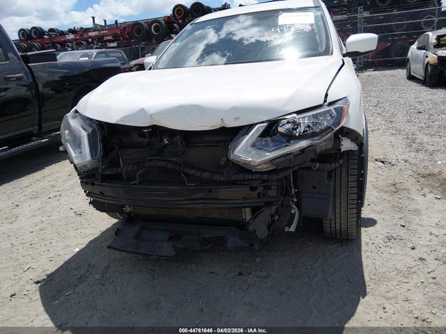 Продажа на аукционе авто 2017 Nissan Rogue S, vin: JN8AT2MTXHW133227, номер лота: 44761646