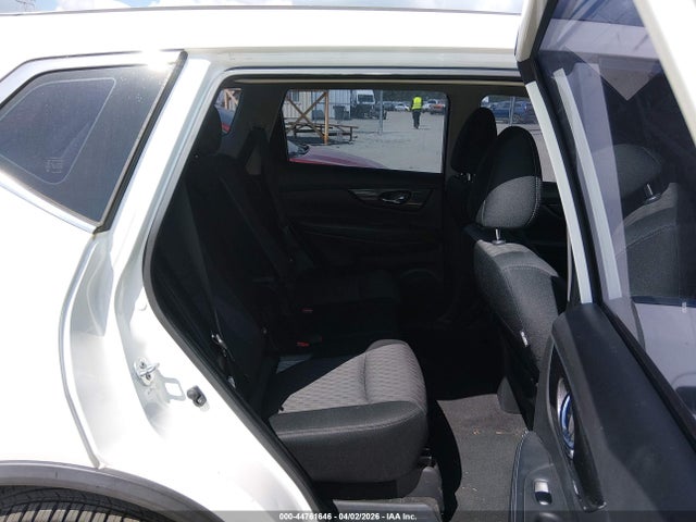 Продажа на аукционе авто 2017 Nissan Rogue S, vin: JN8AT2MTXHW133227, номер лота: 44761646