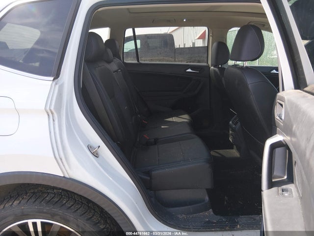 3VV2B7AX3KM012149 Volkswagen Tiguan 2.0t Se/2.0t Sel/2.0t Sel R-line/2.0t Sel R-line Black