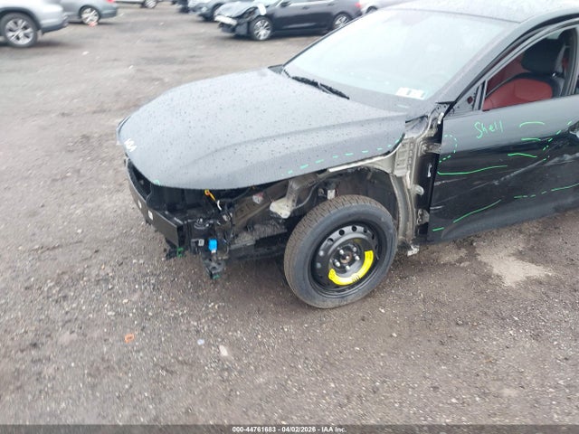 44761683 :رقم المزاد ، 3KPFW4DE3SE242328 vin ، 2025 Kia K4 Gt-line مزاد بيع