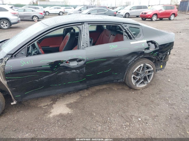 44761683 :رقم المزاد ، 3KPFW4DE3SE242328 vin ، 2025 Kia K4 Gt-line مزاد بيع