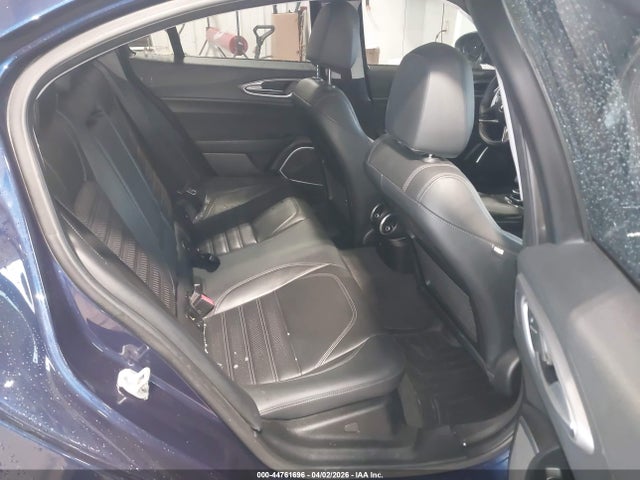 44761696 :رقم المزاد ، ZARFAEEN5J7573628 vin ، 2018 Alfa Romeo Giulia Ti Sport مزاد بيع
