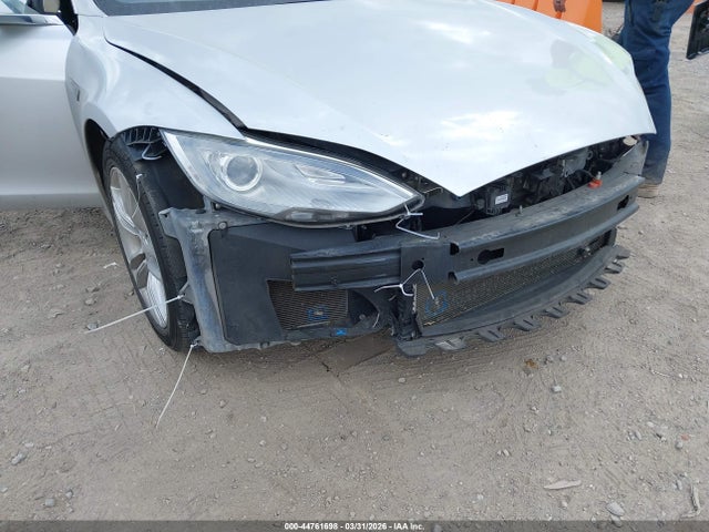 Продаж на аукціоні авто 2013 Tesla Model S Performance, vin: 5YJSA1DPXDFP13062, номер лоту: 44761698