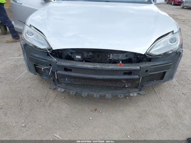 Продаж на аукціоні авто 2013 Tesla Model S Performance, vin: 5YJSA1DPXDFP13062, номер лоту: 44761698