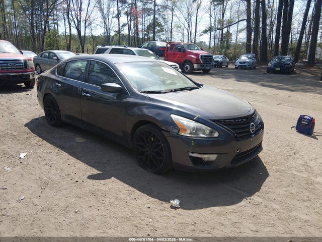 2013 Nissan Altima 2.5 S მანქანა იყიდება აუქციონზე, vin: 1N4AL3AP5DN557543, აუქციონის ნომერი: 44761704