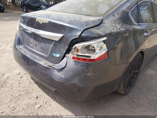 2013 Nissan Altima 2.5 S მანქანა იყიდება აუქციონზე, vin: 1N4AL3AP5DN557543, აუქციონის ნომერი: 44761704