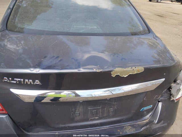 2013 Nissan Altima 2.5 S მანქანა იყიდება აუქციონზე, vin: 1N4AL3AP5DN557543, აუქციონის ნომერი: 44761704