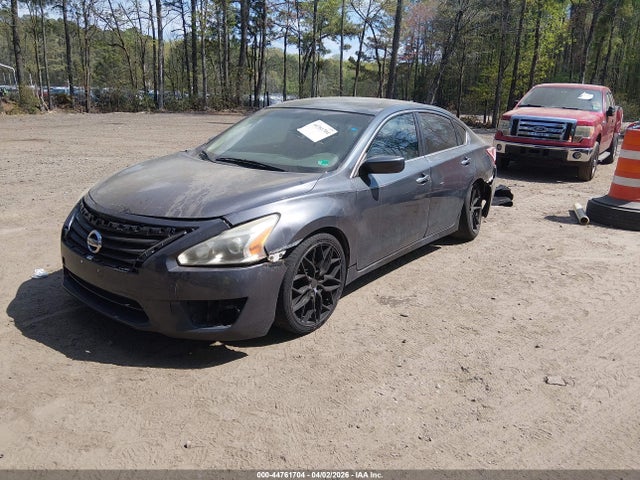 2013 Nissan Altima 2.5 S მანქანა იყიდება აუქციონზე, vin: 1N4AL3AP5DN557543, აუქციონის ნომერი: 44761704