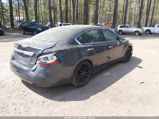 2013 Nissan Altima 2.5 S მანქანა იყიდება აუქციონზე, vin: 1N4AL3AP5DN557543, აუქციონის ნომერი: 44761704
