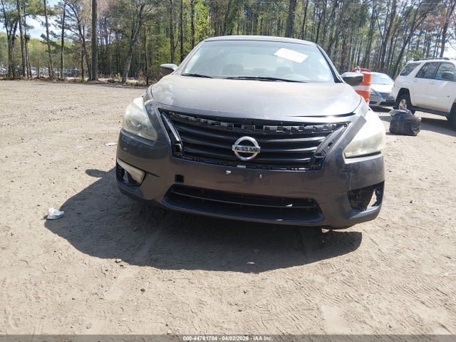 2013 Nissan Altima 2.5 S მანქანა იყიდება აუქციონზე, vin: 1N4AL3AP5DN557543, აუქციონის ნომერი: 44761704
