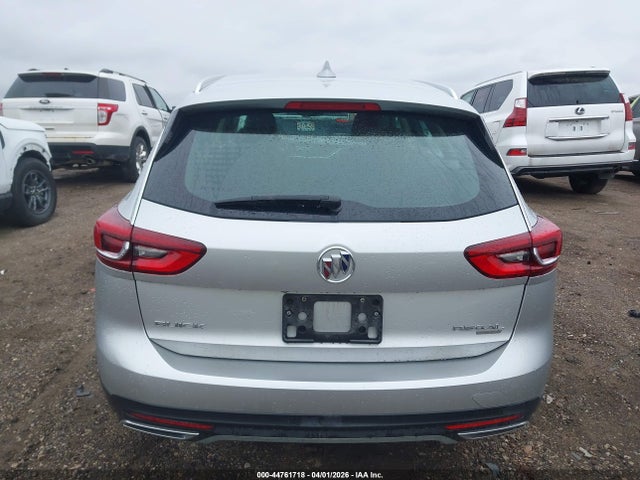 44761718 :رقم المزاد ، W04GV8SX5J1100206 vin ، 2018 Buick Regal Tourx Essence مزاد بيع
