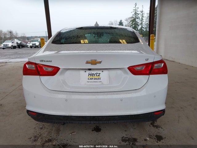 1G1ZD5STXRF215680 Chevrolet Malibu Fwd 1lt