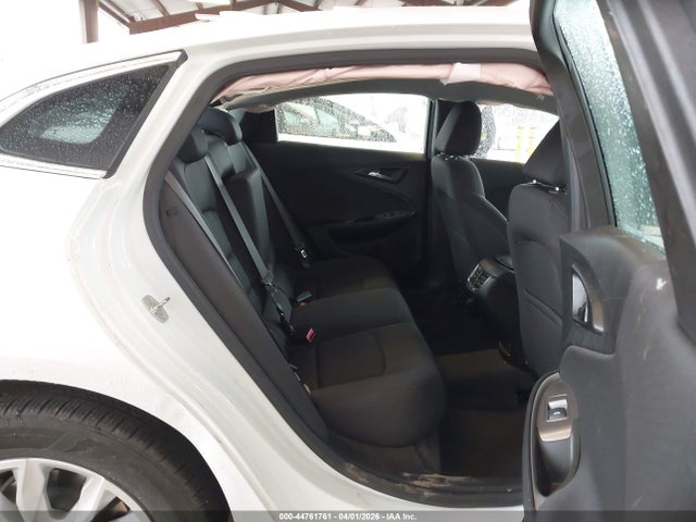 1G1ZD5STXRF215680 Chevrolet Malibu Fwd 1lt