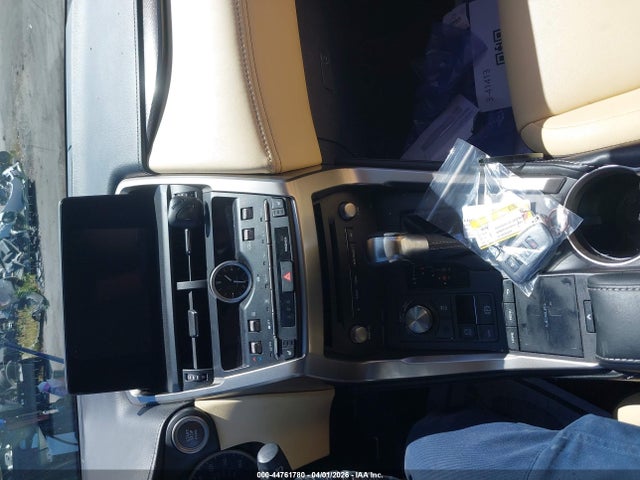 JTJYARBZ0K2127495 Lexus NX 300
