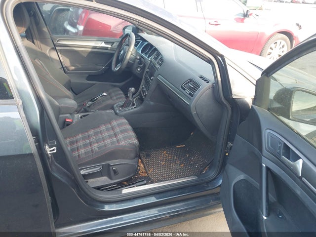 44761786 :رقم المزاد ، 3VW547AU6JM290681 vin ، 2018 Volkswagen Golf Gti مزاد بيع