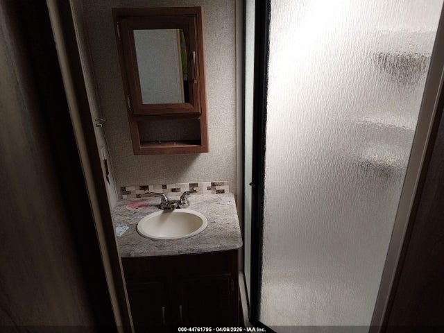 Coachmen Other 2017 5ZT2CXPB1HA009889 Image 14