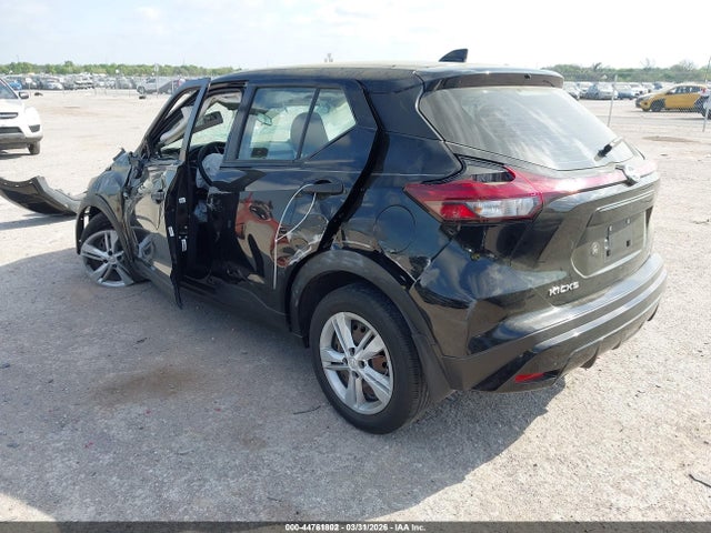 2021 NISSAN KICKS 3N1CP5BV8ML518934 Photo 2