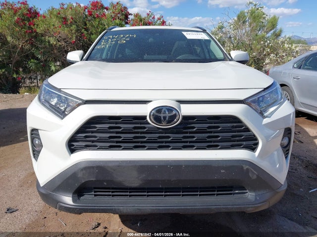 2T3A1RFV3MW234238 Toyota Rav4 Xle Premium