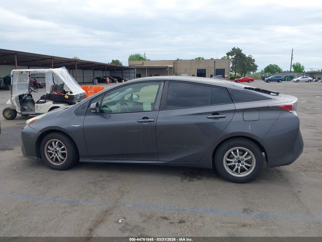 JTDKBRFUXG3523567 Toyota Prius Two
