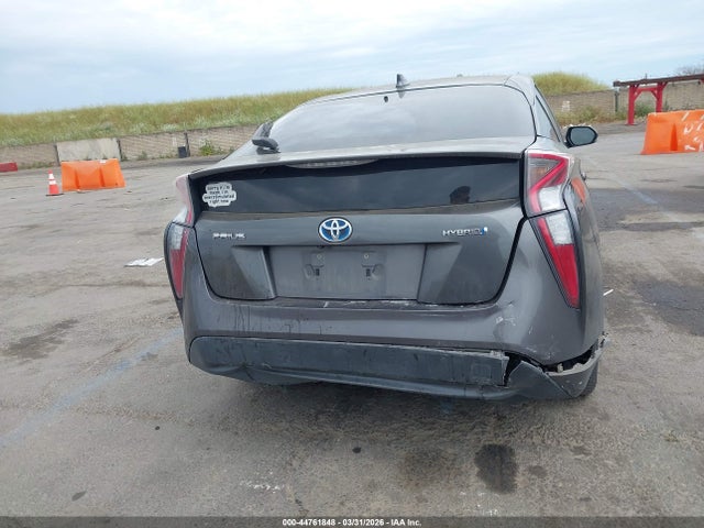 JTDKBRFUXG3523567 Toyota Prius Two