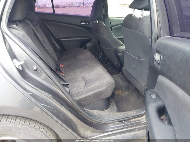 JTDKBRFUXG3523567 Toyota Prius Two